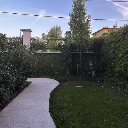 Appartamento Modern Canal-side Loft With Private Garden